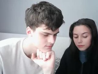 valesios 20 y. o. cam girl showing big tits and big ass