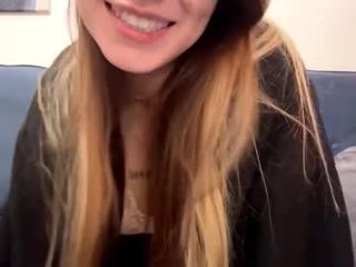 janniekeneipp 18 y. o. 