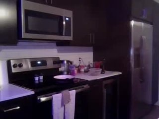 nickyselene 25 y. o. 