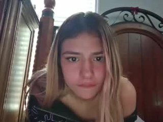 findombratty 0 y. o. 