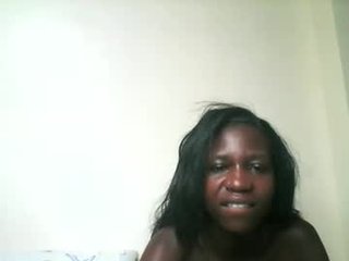 inez_n 20 y. o. ebony cam girl with big tits