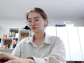 izettasandino 18 y. o. 