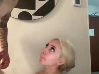 daddysangelbaby230 0 y. o. blonde cam babe in the chatroom offers her holes for banging