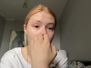 richellearmentrout 18 y. o. 