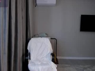 suareiko 19 y. o. cam babe with big tits in private live sex show