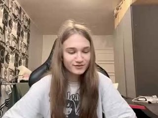 jewelldurham 0 y. o. 