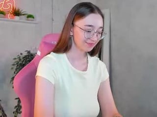 lucyy_green 19 y. o. 