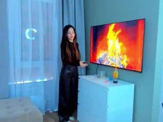 tobimediate 19 y. o. 