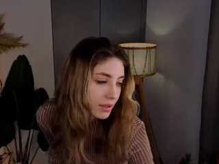 isobelsteinger 18 y. o. 