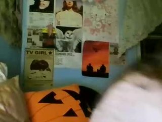 xxxangelcakes 0 y. o. 