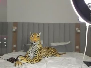 hannah_sweet18 18 y. o. 