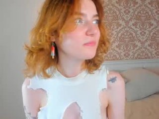 taitedrover 18 y. o. cam babe with big tits in private live sex show