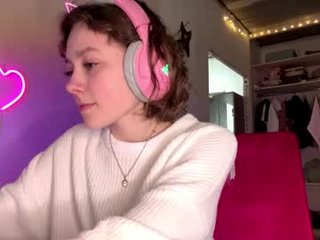 maricelavalant 0 y. o. 