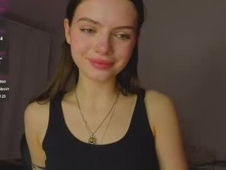 lillly_meow_ 19 y. o. cam babe enjoys the best massage in her life