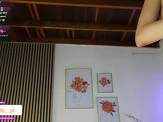 lilly_dollss 24 y. o. 