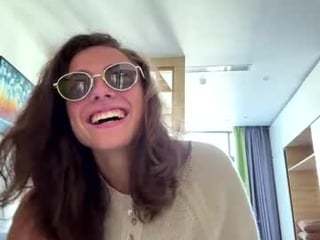 asleyfabello 18 y. o. 