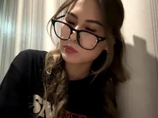 hilmavasudevan 18 y. o. 