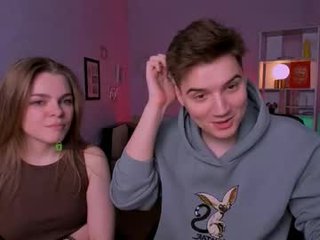 xevier_loyd 23 y. o. horny cam girl loves takes a cock deep in her pussy