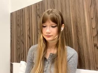 jacqualinemoneyhun 18 y. o. 