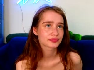 aliviawithlove 19 y. o. 