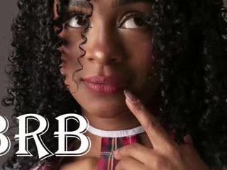 heily_fox 21 y. o. english cam girl with hairy pussy wants showing dirty live sex