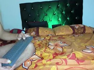 danni_jeiison 25 y. o. cumshow with beautiful webcam couple online