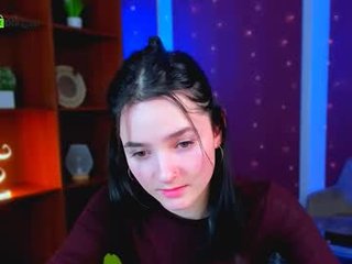 lone_metti 0 y. o. blonde cam babe in the chatroom offers her holes for banging