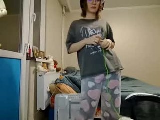 sabraswiderski 18 y. o. 