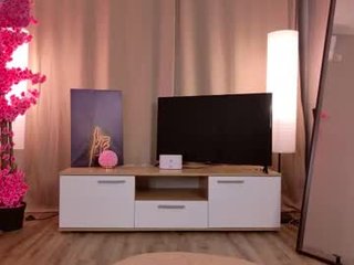 light_babe 19 y. o. cam girl loves dirty fucking on camera