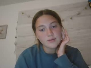 cowguirle 21 y. o. 