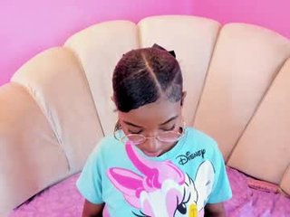 marianrosse 18 y. o. latina cam babe toying her pussy and getting it fucked hard