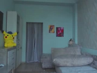 vibeshifter_ 22 y. o. cute cam girl enjoys ass penetration