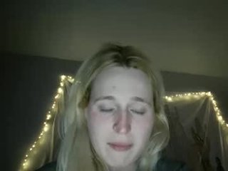 msclairewhatever 0 y. o. 