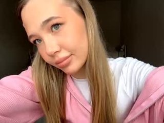 lisandrasteed 18 y. o. 