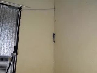 pretty_morenaxx 19 y. o. english cam girl with hairy pussy wants showing dirty live sex