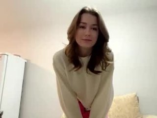 deandrasankowski 18 y. o. 