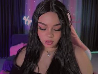 aliciawonderland__ 0 y. o. cute cam girl showing deep throat action online