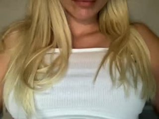 blondegirlbaby 0 y. o. 