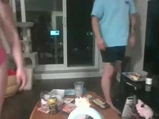 glitteredbrat 22 y. o. cumshow with beautiful webcam couple online