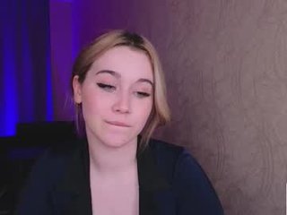 melissa_sensual_ 18 y. o. 